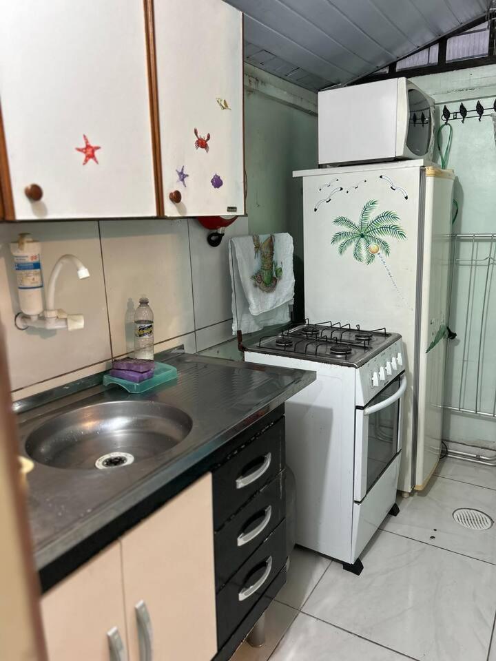 Kitnet Flamingo 31B Διαμέρισμα Matinhos Εξωτερικό φωτογραφία